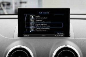 Google y Apple velan armas para la próxima gran batalla: tu coche