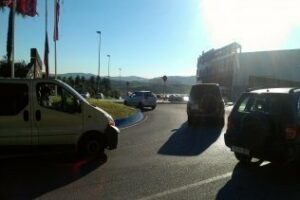 IU reclama la reordenación del tráfico en las inmediaciones del centro comercial Puerta Europa