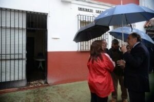 El Ayto actúa de oficio para solucionar un problema de salubridad en Las colinas