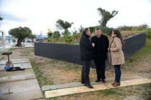 El Consistorio ejecuta tareas de limpieza y desbroce en el Parque del Centenario