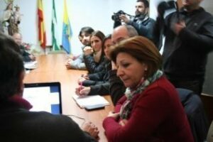 La Perla dice sentirse impotente ante el gobierno local, que no arregla sus problemas