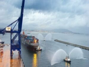 Inversores coreanos interesados en comprar el 49 % en TTI Algeciras