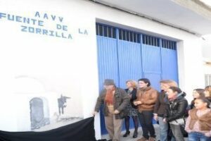 Ayuntamiento, PSOE, IU y PA en al inauguración de la nueva sede de la aavv Fuente de la Zorrilla