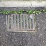 Vecinos de Manuel de Falla denuncia el atasco de los imbornales