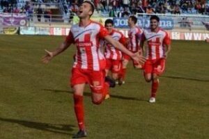 Un combativo Algeciras se gana merecidamente un punto en el 90+3′ (2-2)