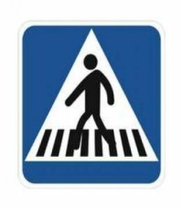 El Ayuntamiento acomete el repintado de pasos de peatones en varias zonas de la ciudad