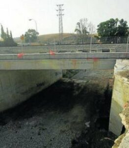 Adif licita la supresión del paso a nivel de la Cañada de los Tomates, un viejo peligro