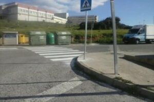 Incómodas ¿Agradecer el pintado de pasos de peatones en Algeciras?