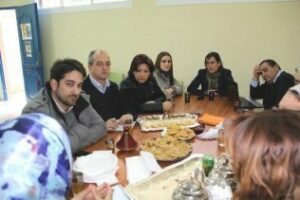 El PSOE recibe las reivindicaciones de "Estrecho 99"