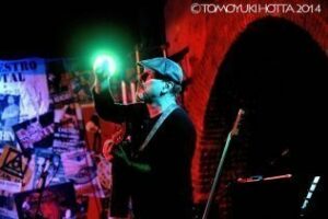 Javier Ruibal "Un concierto en Algeciras, siempre es especial"...y lo fue, fotos por Tomoyuki Hotta