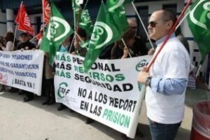 CSIF muestra su rechazo a los recortes en las prisiones