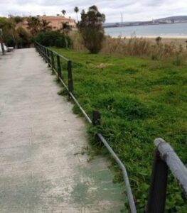 El PSOE denuncia el deterioro del Paseo de la Cornisa
