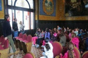 Alumnos del colegio Campo de Gibraltar visitan el Ayuntamiento y Onda Algeciras