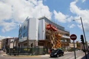 Los servicos económicos municipales se trasladan al edificio antiguo del parque de bomberos