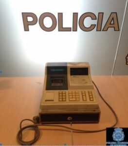 La Policía Nacional detiene a un menor de edad por 9 robos con fuerza en Algeciras