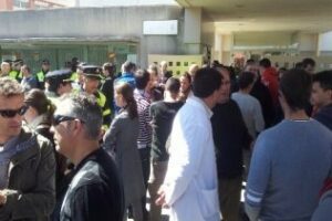 Concentración de apoyo en la Comisaría de la Policía Nacional de Algeciras