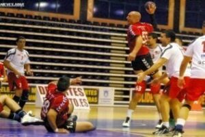 El BM Ciudad de Algeciras asegura la permanencia tras vencer al BM Dos Hermanas