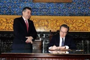 Bienvenida a Iñaki Gabilondo a Algeciras