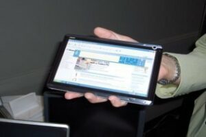 CCOO Cádiz censura la compra masiva de tabletas para los estudiantes que realizará la junta