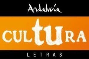 Rosario Troncoso presenta el libro de relatos de terror '13 puñaladas'