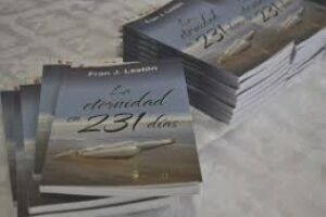 Fran J. Lestón presenta su primera novela en la biblioteca municipal Cristóbal Delgado"