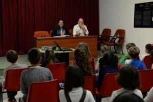 Laura Ruiz da inicio a los actos municipales con motivo del día del libro