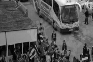 Cazan a un árbitro en Algeciras tirando piedras al autobús de la Balona