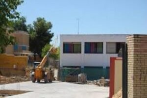 Invierten más de 220.000 euros del plan OLA en mejorar dos centros de San Fernando y Algeciras