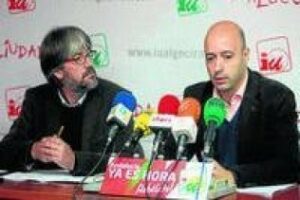 IU lamenta la falta de planificación de la ordenación del tráfico durante el mercadillo semanal