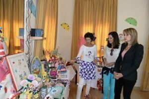 Arte, manualidades y repostería en el Centro de Día de El Saladillo