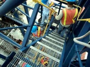 Las cuatro grúas más grandes del mundo llegan el lunes al puerto de Algeciras