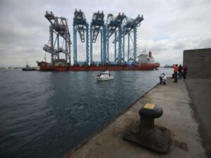 Las grúas más grandes del mundo llegan a Algeciras
