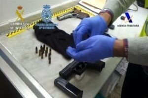 Desarticulada una red que pretendía introducir en España más de ocho toneladas de hachís