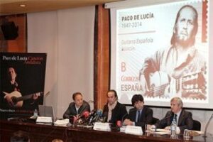 Landaluce anima a los algecireños a votar por el sello de Paco de Lucía en el concurso puesto en marcha por PostEurope