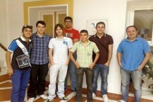 Alumnos del Kursaal, Puente Europa y Salesianos hacen prácticas en el Ayuntamiento