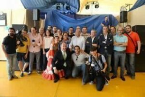 El Ayuntamiento comparte un tiempo de convivencia ferial con las autoridades y la prensa