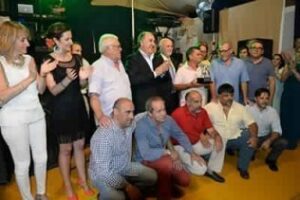 Los galardonados de la Feria reciben sus distinciones de manos del alcalde