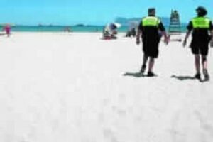 La Policía de Playas patrullará en Rinconcillo y Getares durante toda la temporada