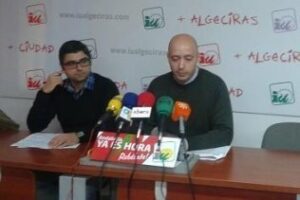 IU responsabiliza al equipo de gobierno de la magnitud del incendio en el Parque del Centenario