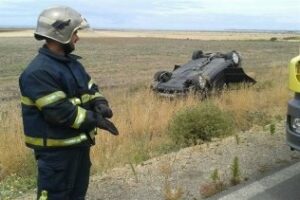 Heridas tres personas en un accidente de tráfico en la carretera de El Palmar, a la altura de Conil