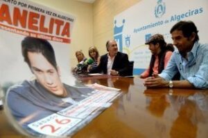 Landaluce presenta el concierto que Canelita de Algeciras ofrecerá el sábado en el parque