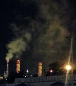 Noche de contaminación en el Campo de Gibraltar