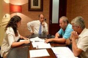 Ayuntamiento y taxistas trabajarán en la emisión de un certificado de calidad