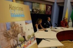 Presentados el cartel, revista y programación de las Fiestas de las Culturas Algeciras entre mares"