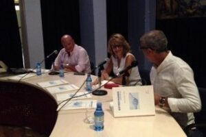 Ve la luz la nueva revista literaria Estrechando"