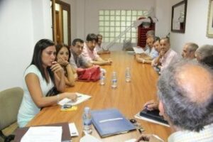 La coordinadora vecinal se queja al PSOE de las promesas incumplidas de Landaluce