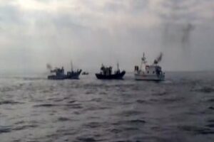 El PSOE de Algeciras muestra su apoyo a los pescadores españoles