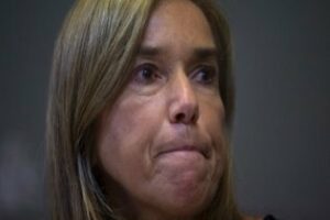 Dimite Ana Mato tras su implicación en el caso Gürtel