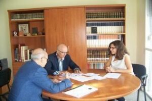 María del Carmen Tejera e Iván Javier García ganan los premios Alumnos UNED-1"