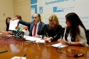 La Junta ha abierto 45 procedimientos sancionadores contra el Ayuntamiento por temas medioambientales